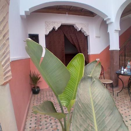 Riad 9 Derb El Bousnne Marrakesh Esterno foto