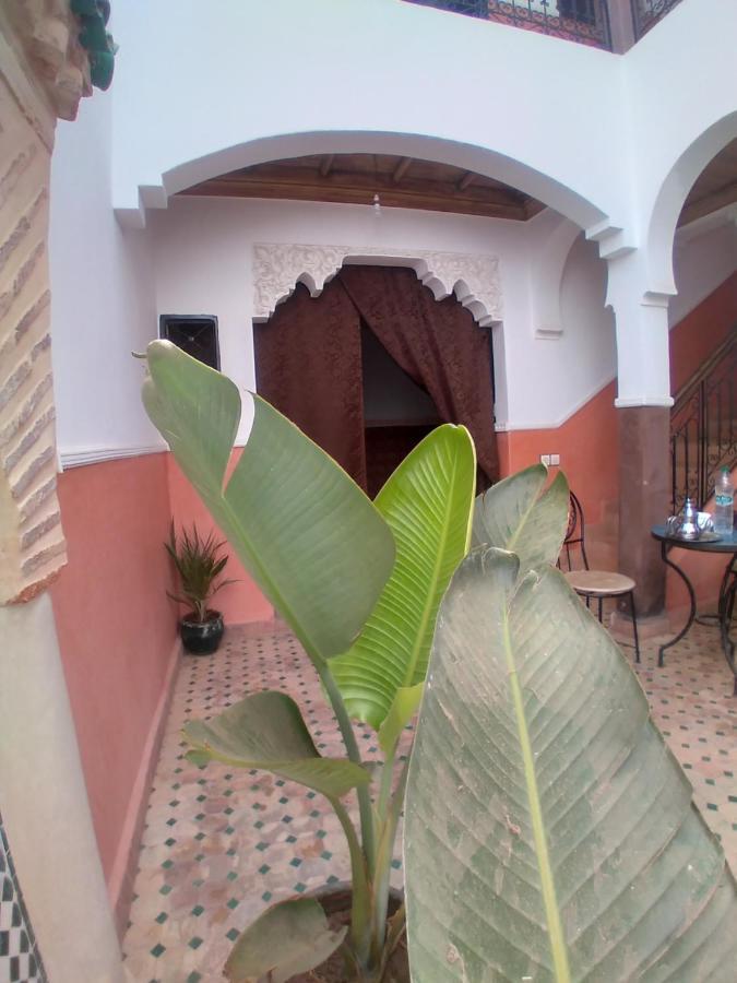 Riad 9 Derb El Bousnne Marrakesh Esterno foto
