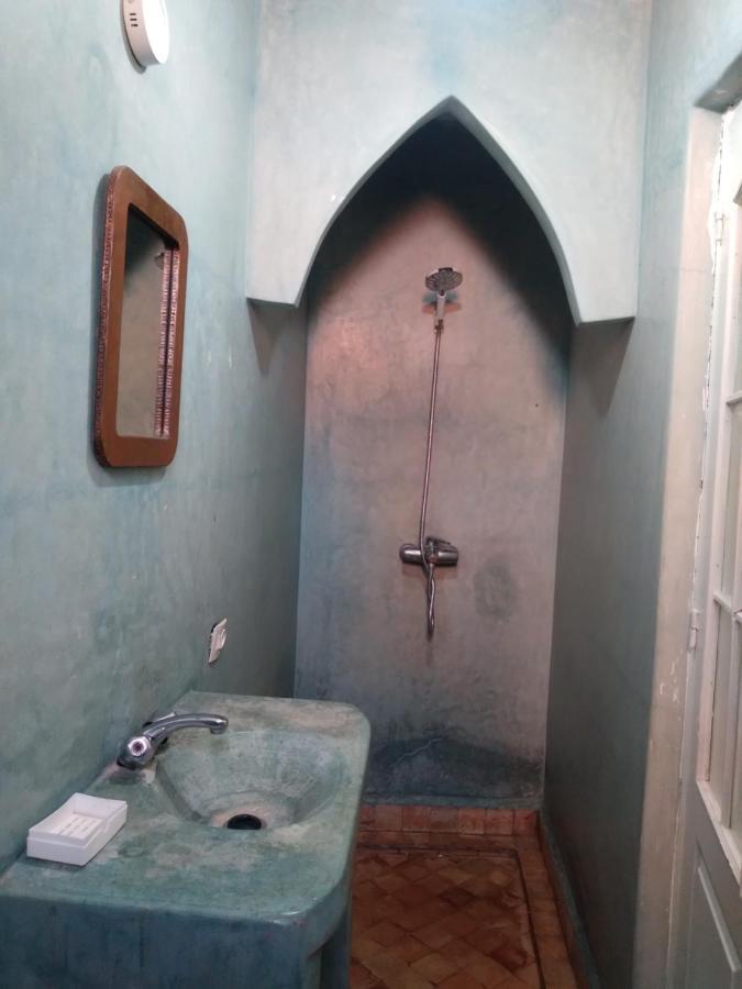 Riad 9 Derb El Bousnne Marrakesh Esterno foto